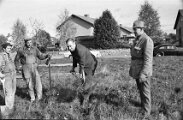 Abel Rehnström tar första spadtaget för Rieck Muller bygget 1967