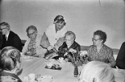 Invigning av Rieck Muller med boende 1969) (2)